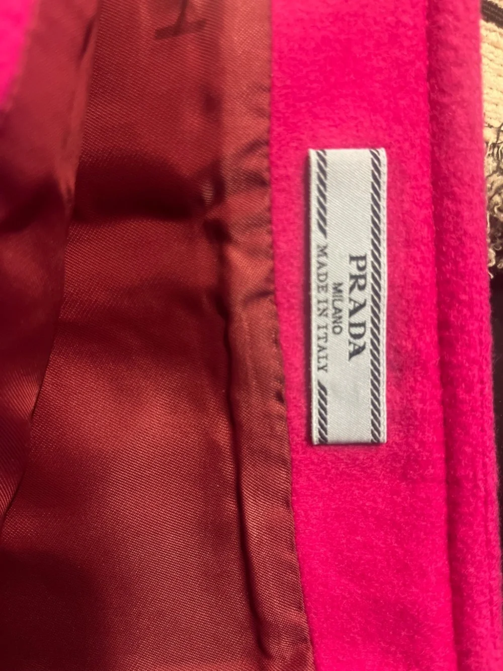 Prada Milano fuchsia  pink wool button skirt -The Angel Wears Prada! - Picture 4 of 9